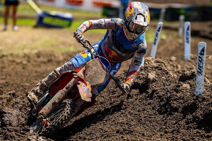 How the New School Has Changed Motocross. From World Champions to Weekend Warriors..